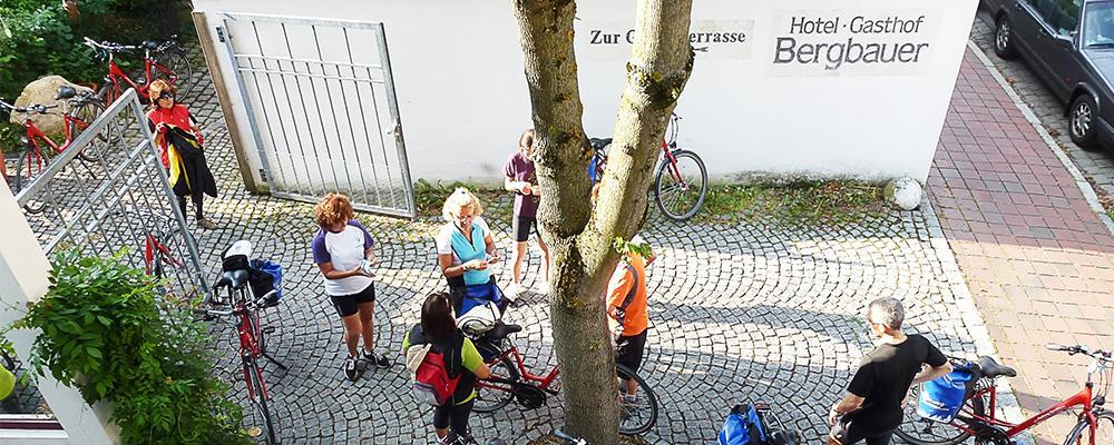 Hotel Bergbauer Mit Late-Self-Check-In Neuburg an Der Donau Bagian luar foto