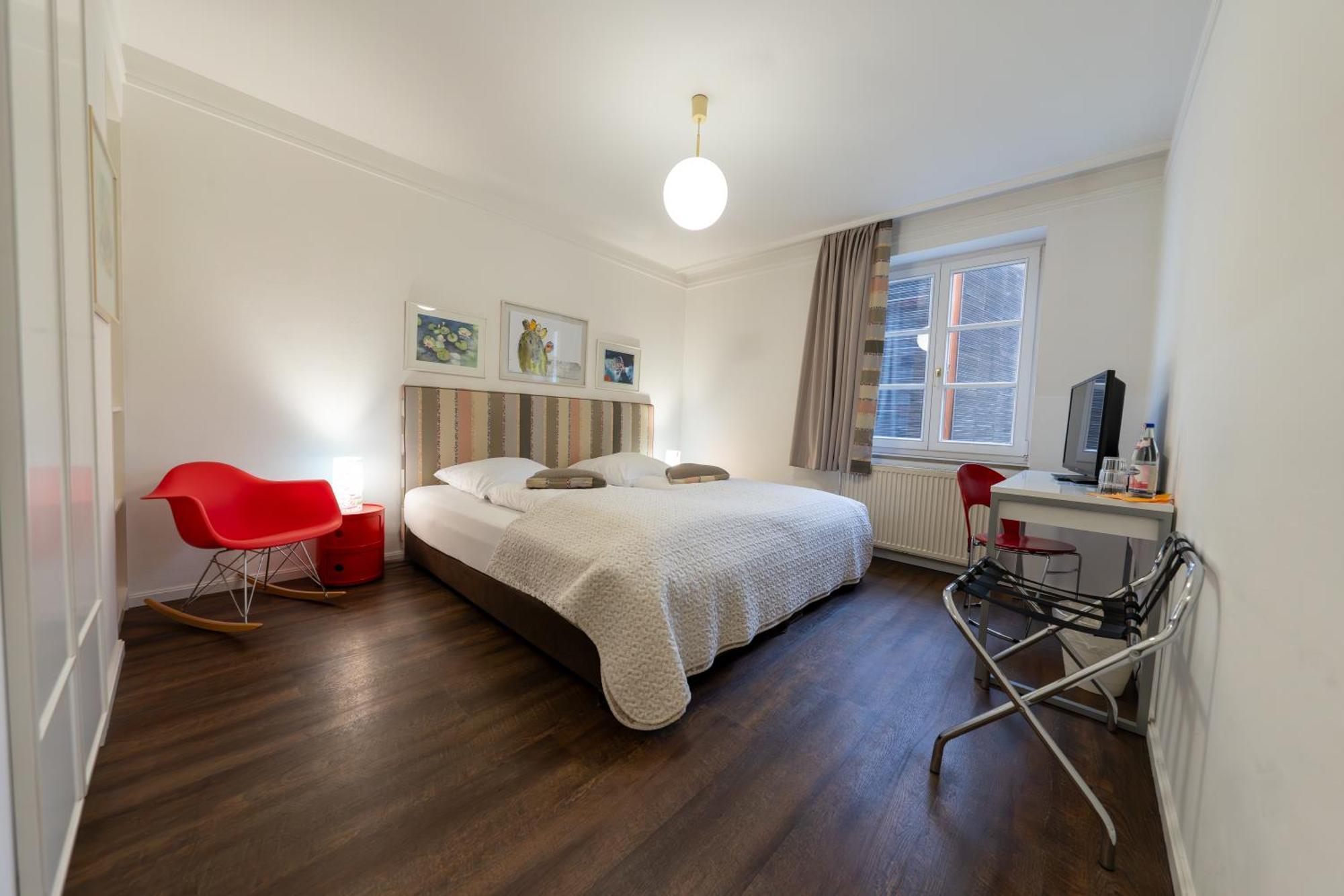 Hotel Bergbauer Mit Late-Self-Check-In Neuburg an Der Donau Bagian luar foto