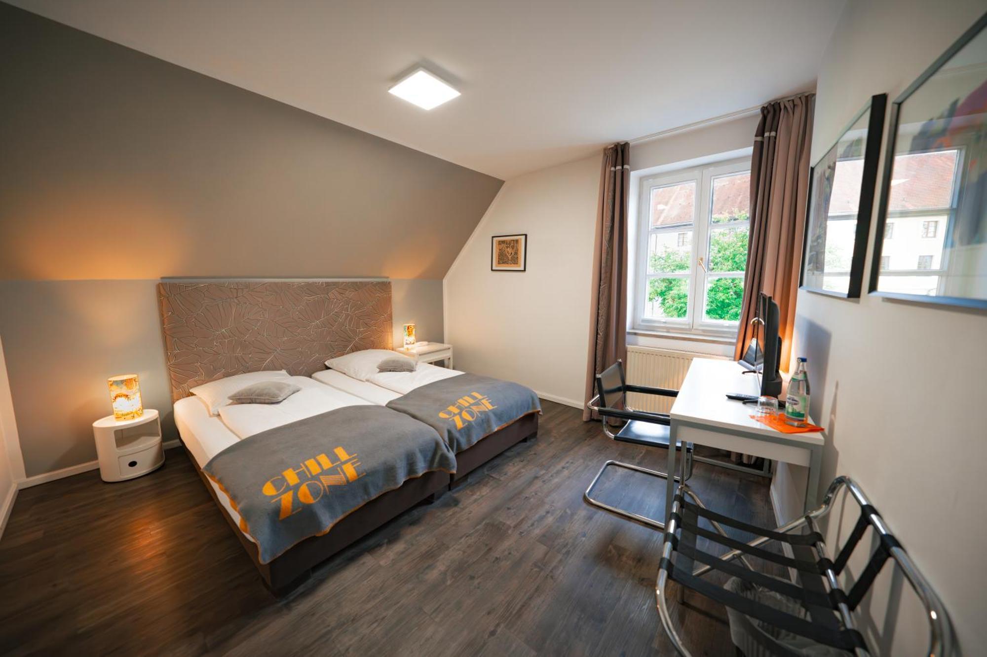 Hotel Bergbauer Mit Late-Self-Check-In Neuburg an Der Donau Bagian luar foto